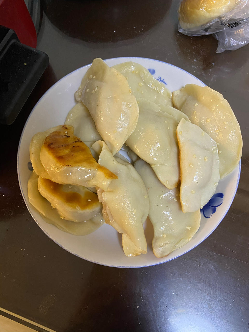 上海味道的鲜肉锅贴