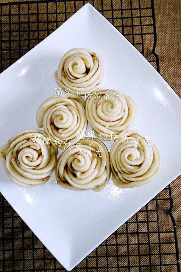 椒盐玫瑰花卷的做法