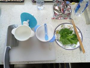 小白菜米糊（6月龄＋）的做法 步骤1