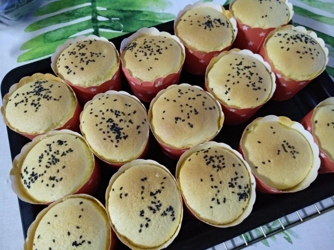 纸杯蛋糕 8寸戚风蛋糕的量