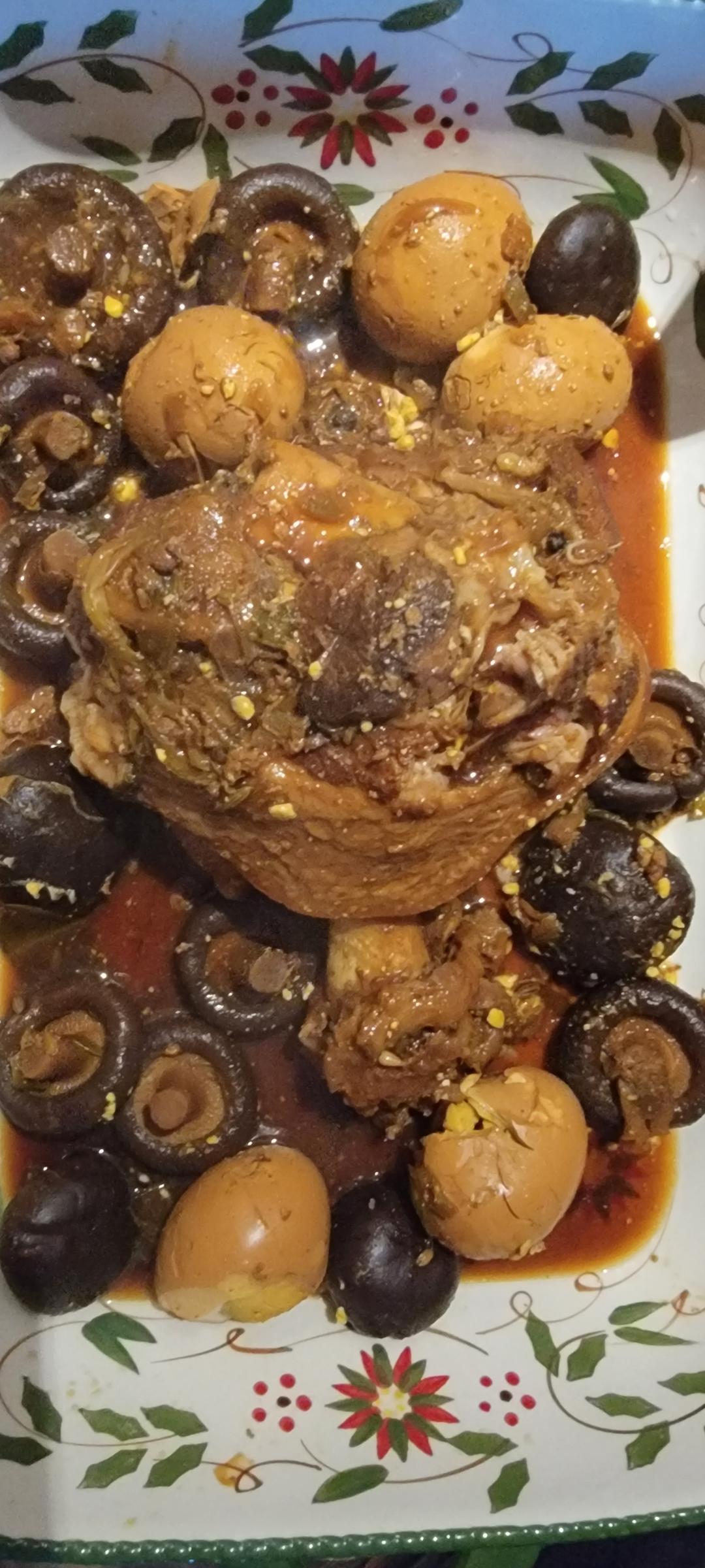 电压力锅焖红烧猪肘子
