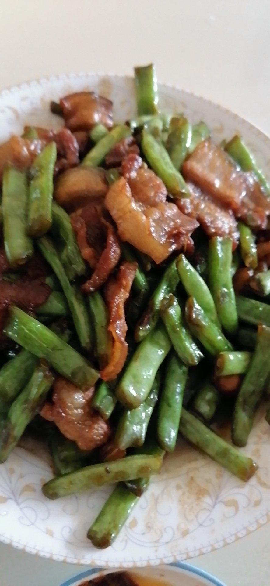 四季豆炒回锅肉（四季豆切片最好吃）