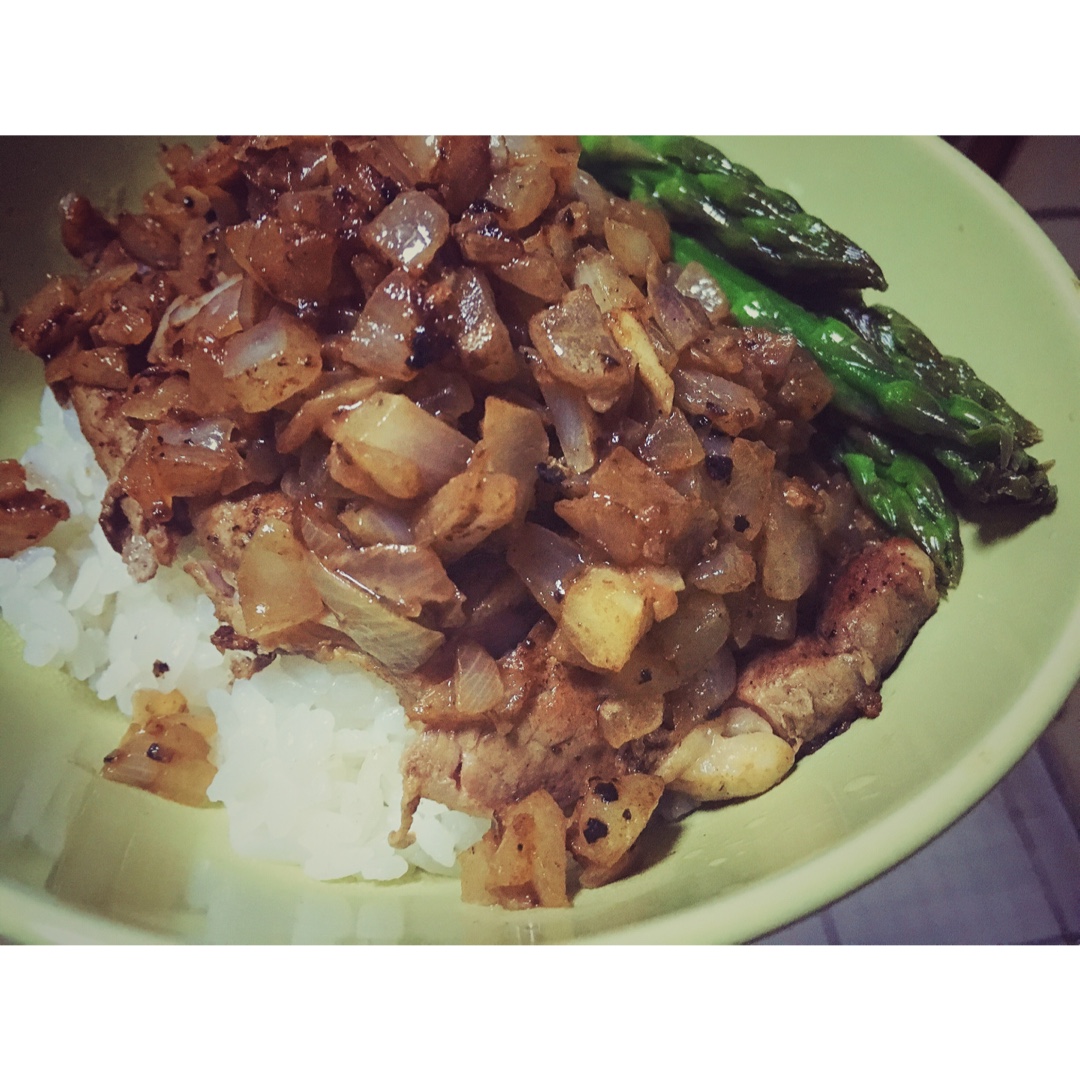 【食戟之灵】夏里亚宾牛排丼