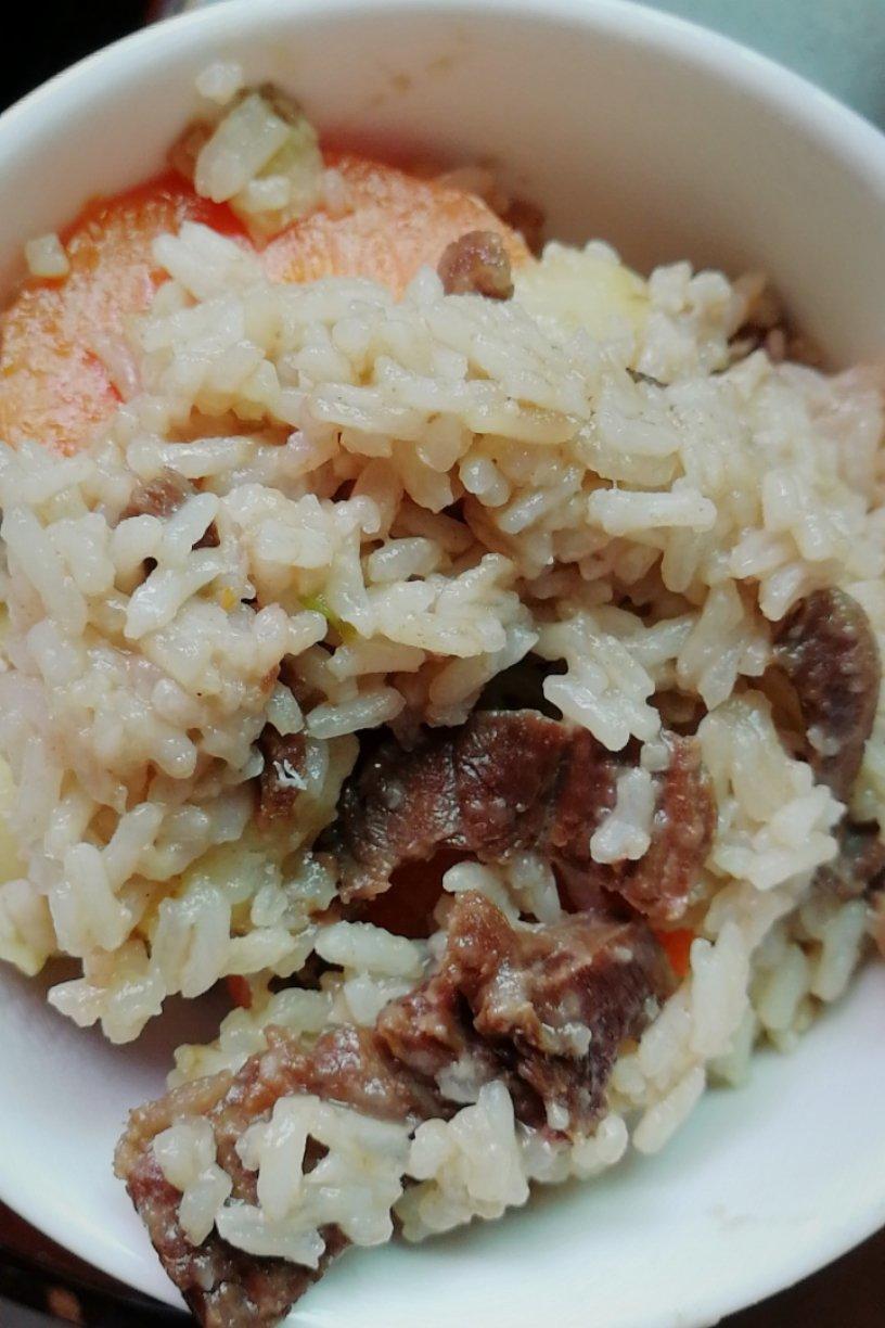 土豆牛腩焖饭