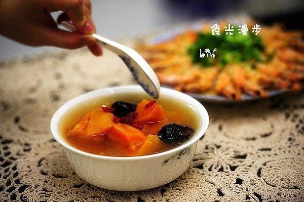 猪骨红枣木瓜汤的做法