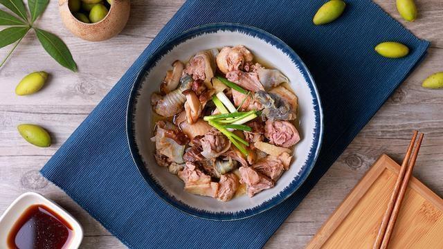 甲鱼炖鸡汤