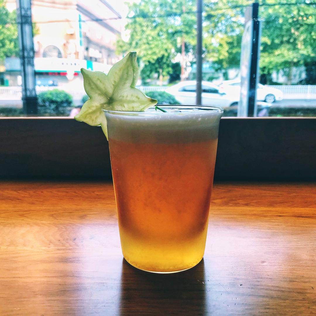 外食的咖啡奶茶甜点