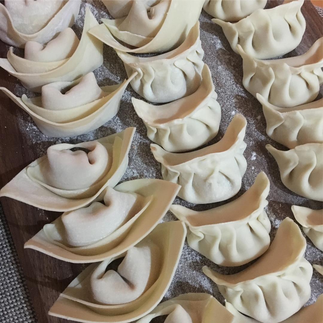 上海荠菜大馄饨