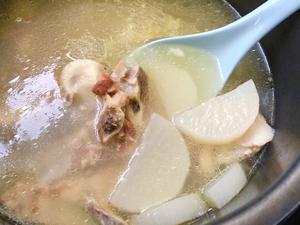 香浓牛骨萝卜汤的做法 步骤10