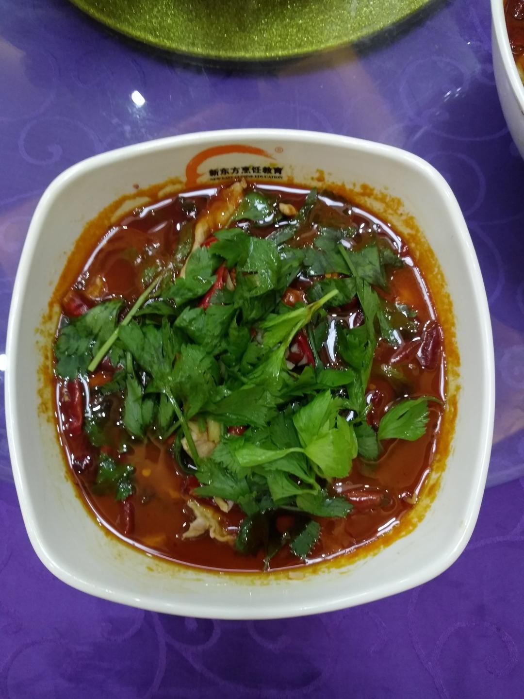 水煮肉片：辣椒的盛宴