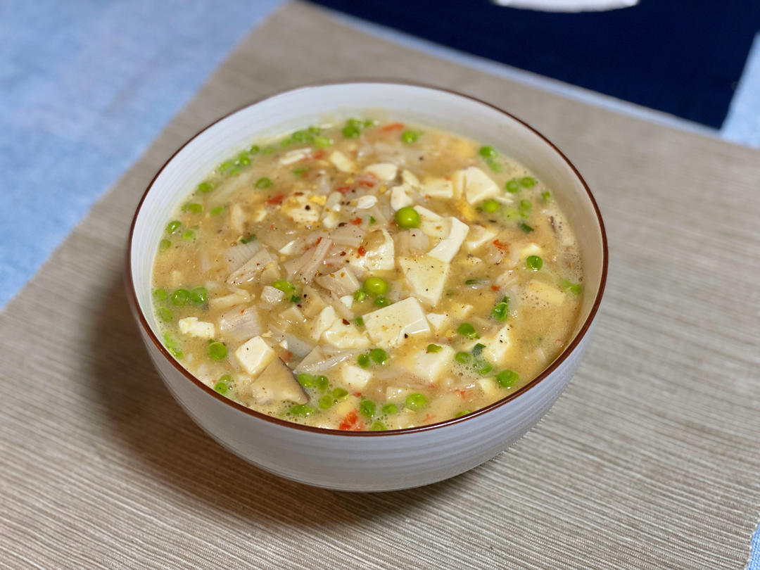 咸蛋黄豆腐羹