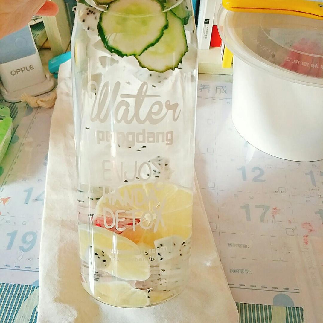 解暑神器──夏日香果冰苏打