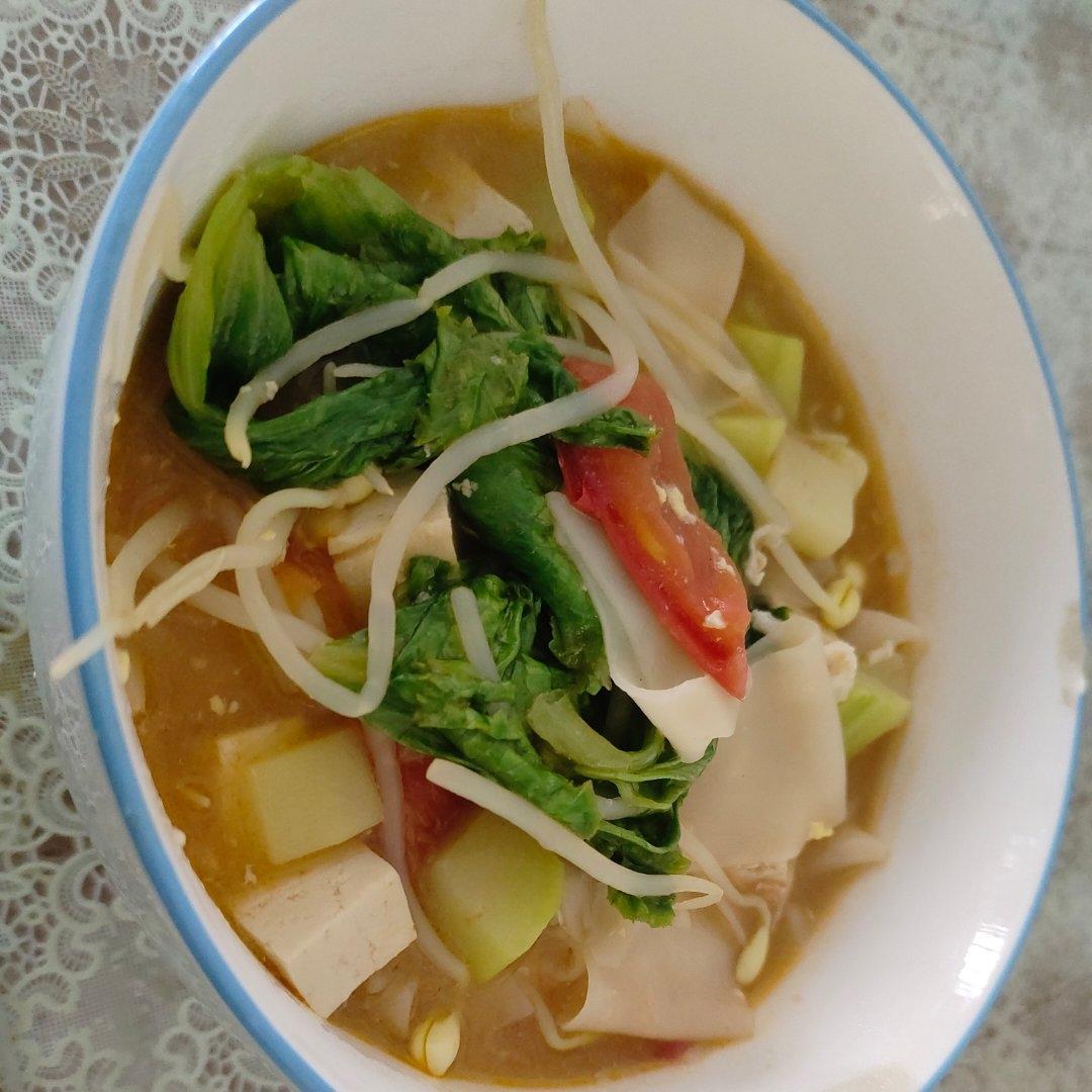 【西安小吃系列】3:简约版西红柿旗花面-静的食光