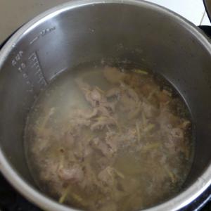 萝卜苗瘦肉汤的做法 步骤5