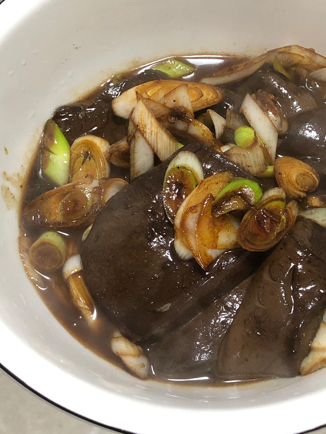 大葱冒鸭血（炒鸭血）
