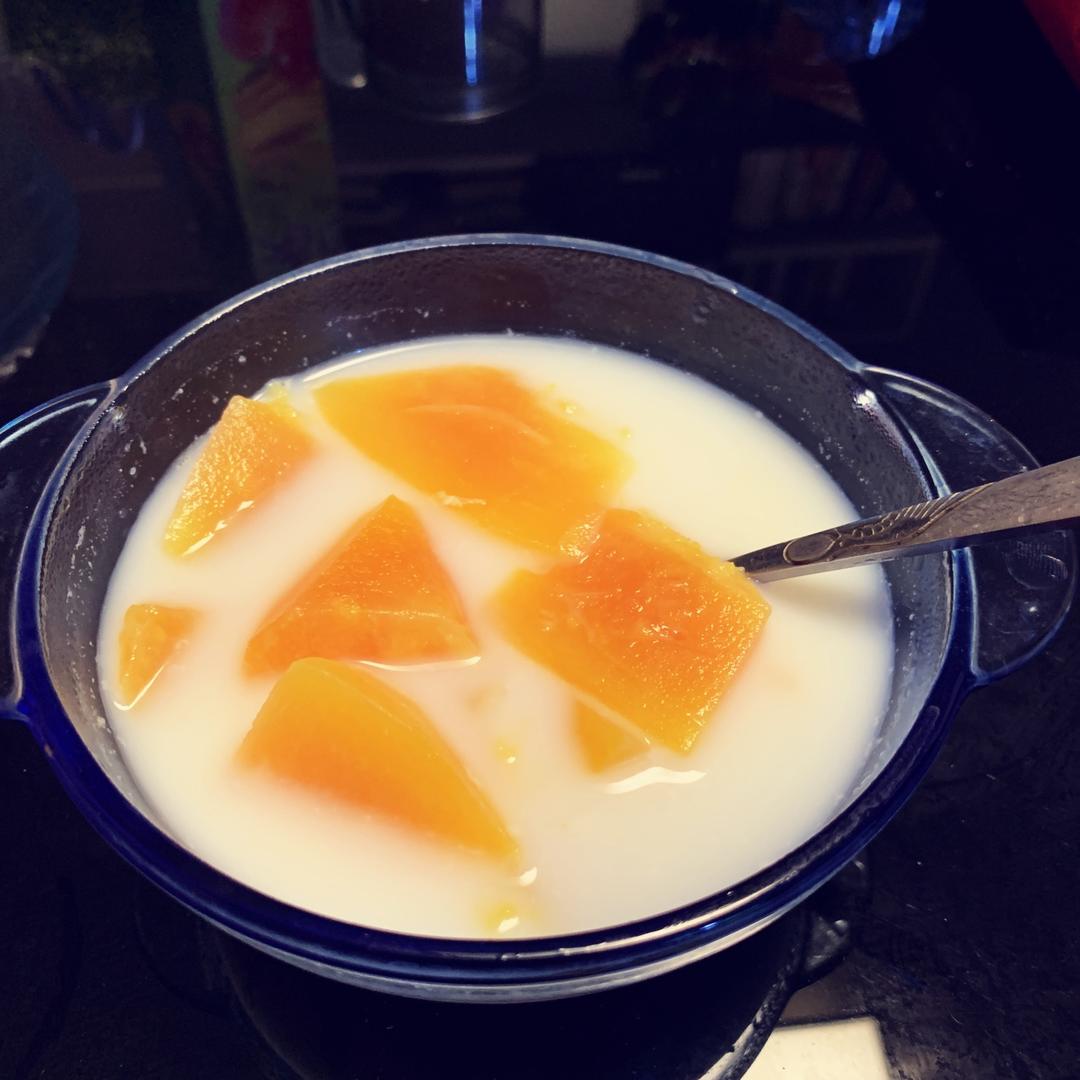 木瓜炖牛奶