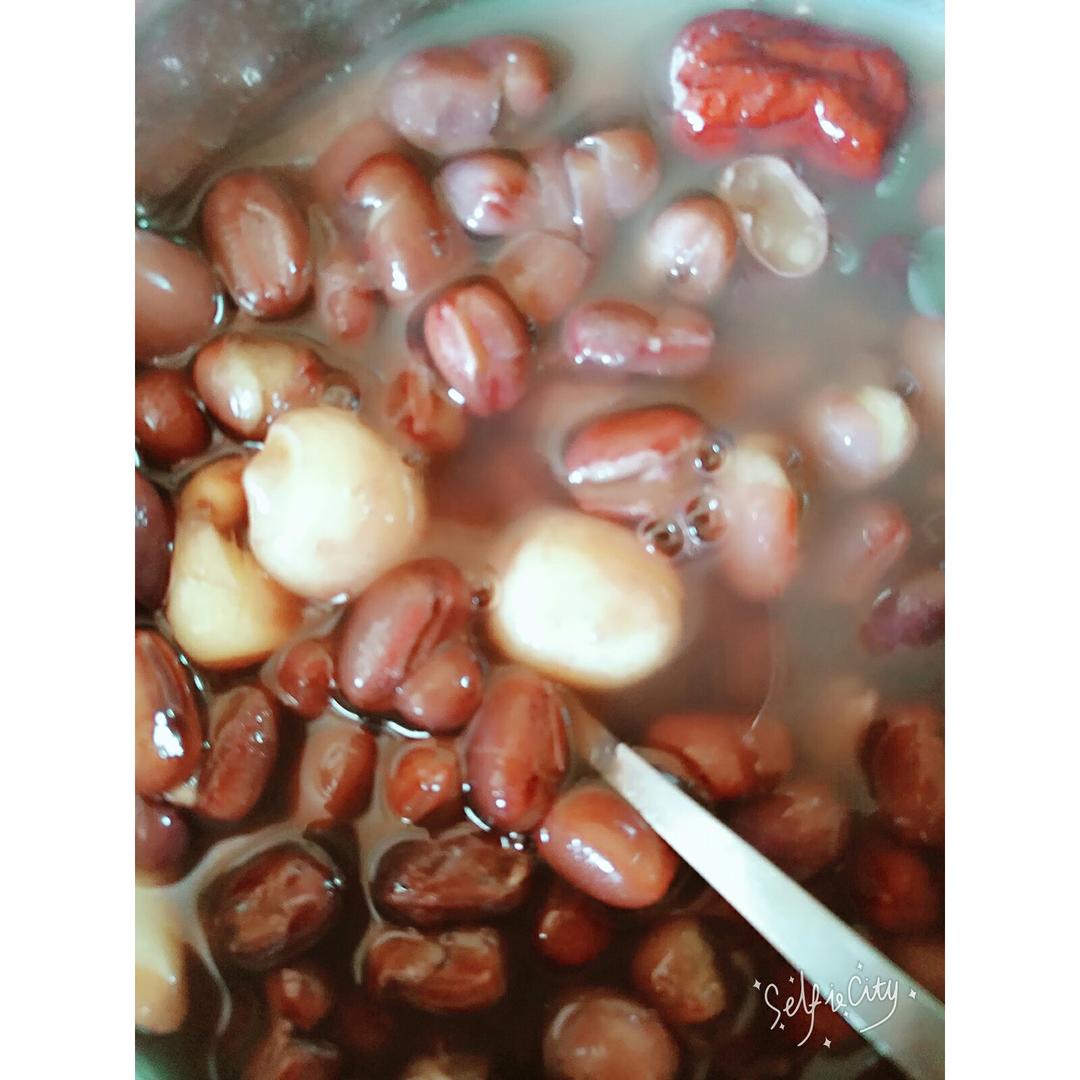 红豆莲子羹