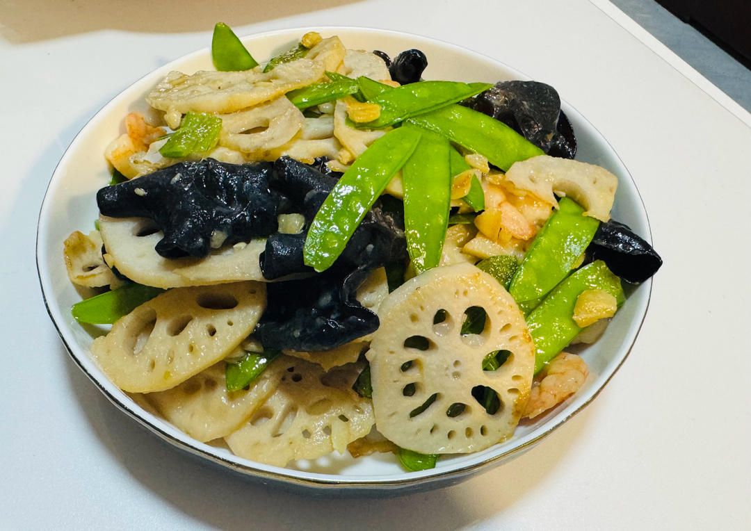 素菜也可以这么美—荷塘小炒