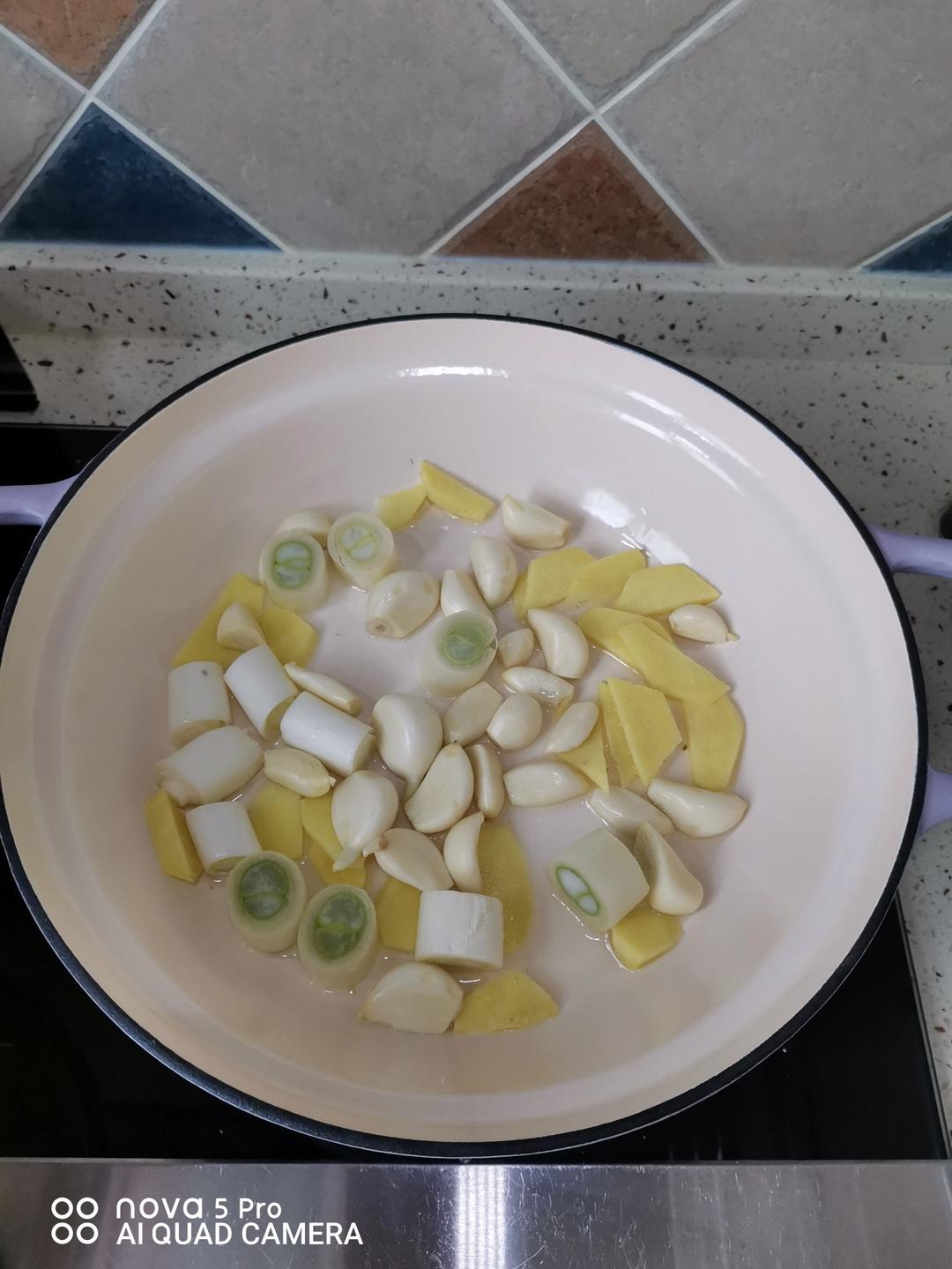 三杯鸡【4月北鼎珐琅锅食谱】
