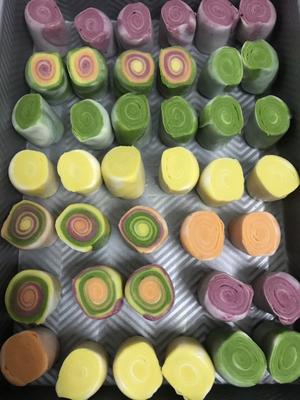 彩虹蛋黄酥🌈原味蛋黄酥的做法 步骤9