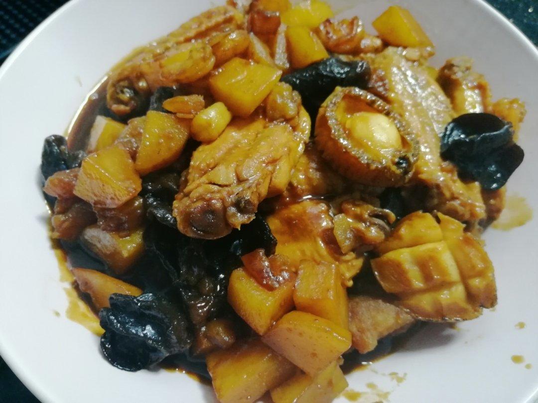 鲜鲍鱼鸡煲
