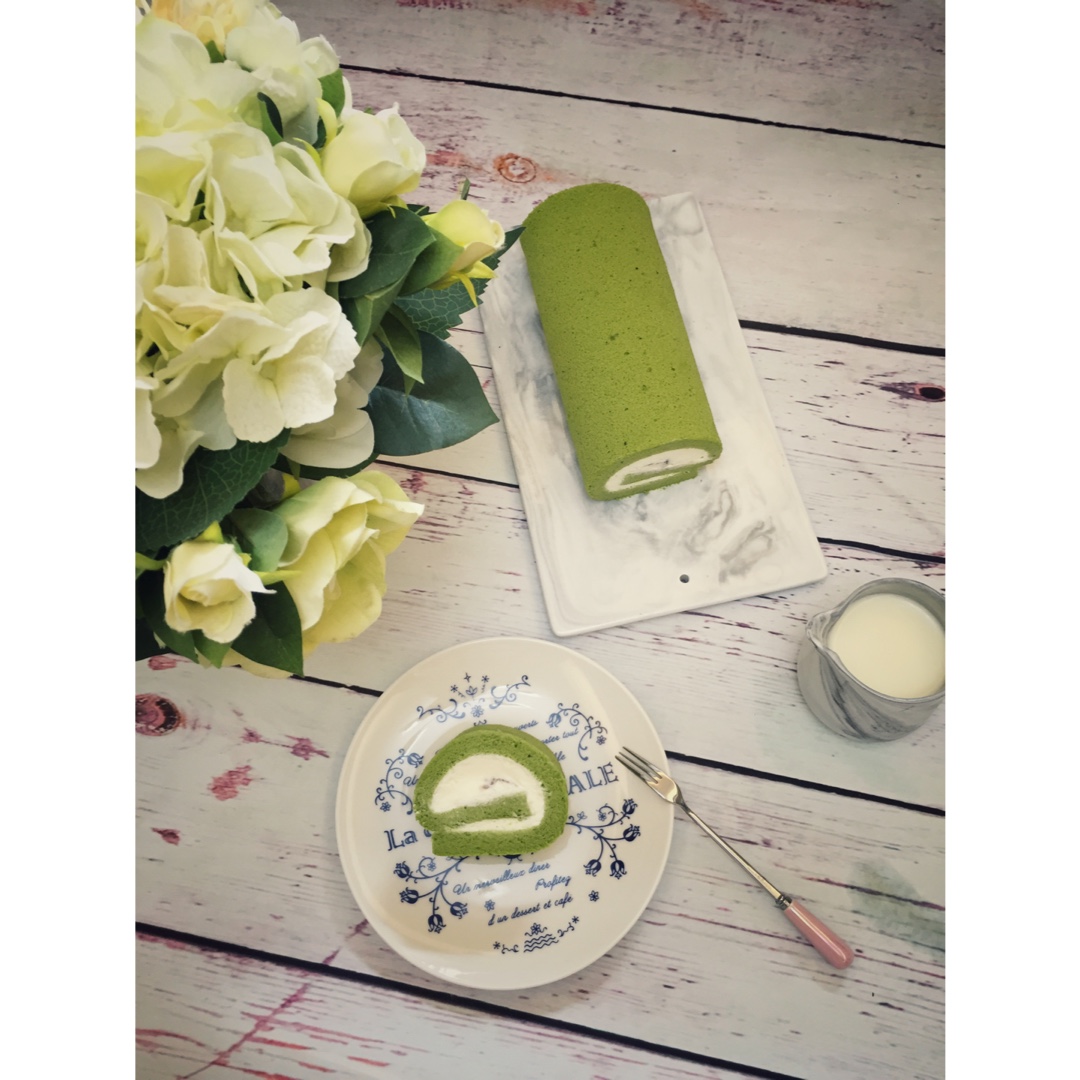 抹茶戚风蛋糕卷