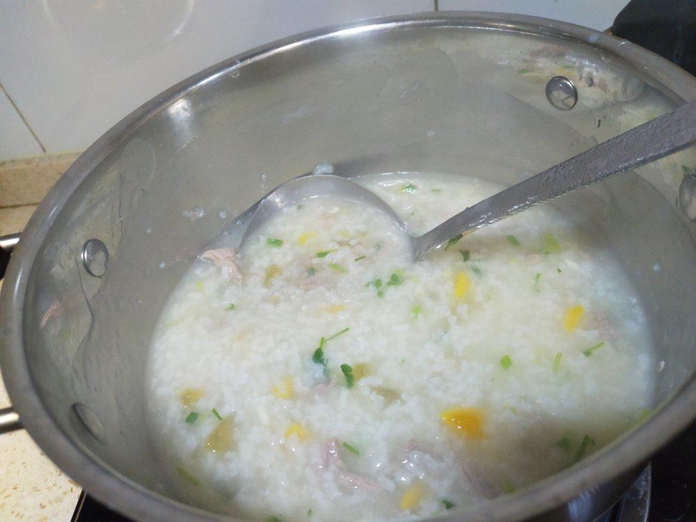十五分钟快手之香滑皮蛋瘦肉粥(附五分钟电饭煲电压力锅更快捷方法)