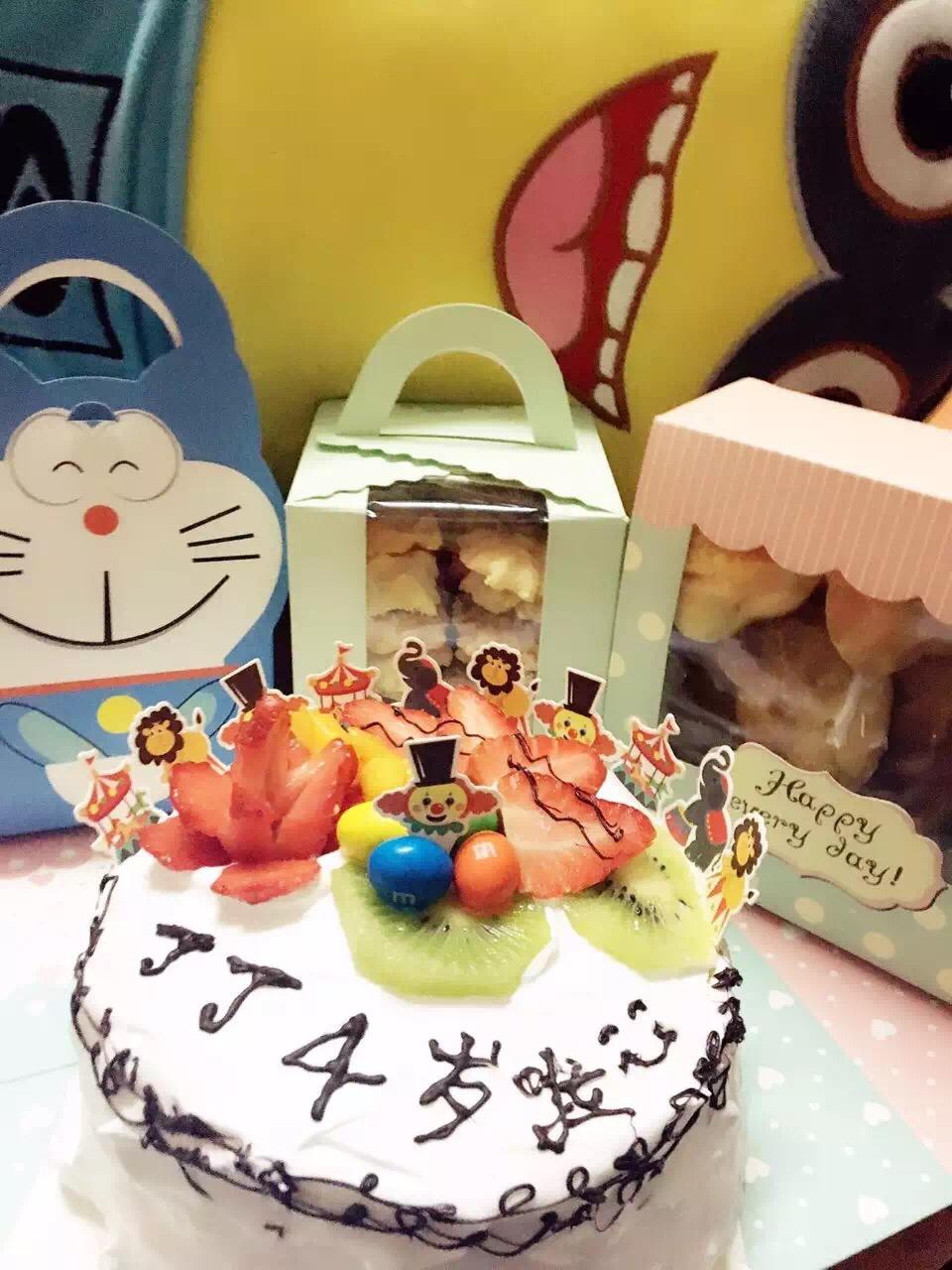 《Tinrry+》草莓奶油蛋糕（8寸配方）