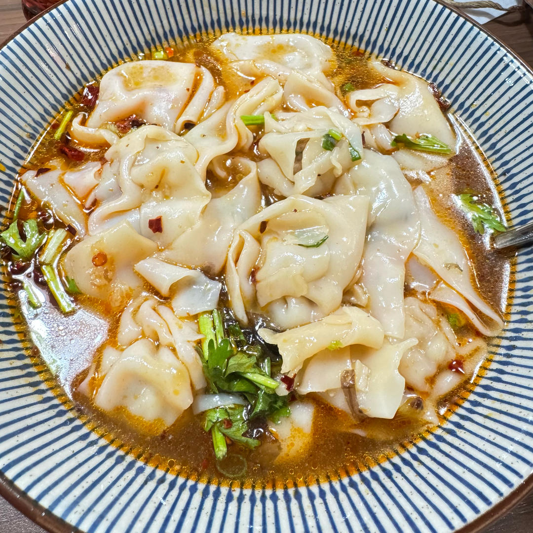 🔥好吃到汤汁都不剩❗️酸汤馄饨❗️