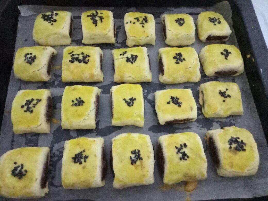 一口豆沙酥