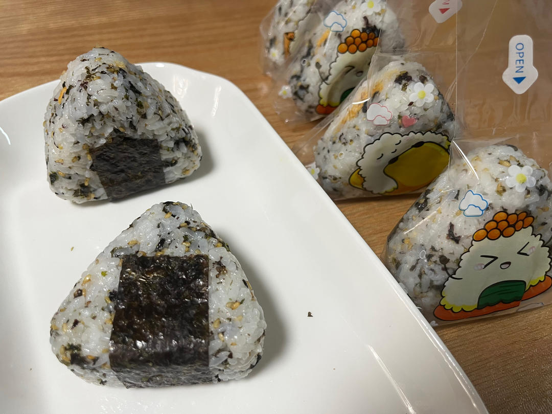 【北京早上好】紫米芝士肉松饭团