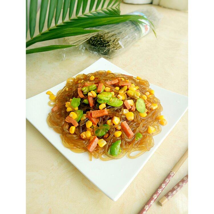 豆芽肉丝炒米粉