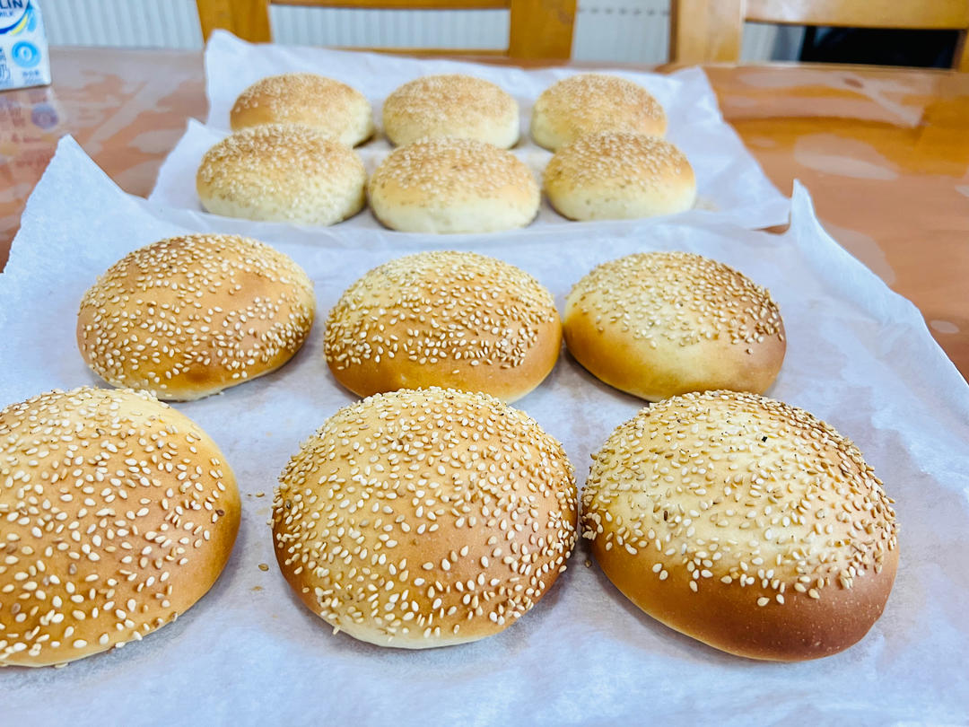 做了10000个汉堡胚后，我来教你最简单的做法