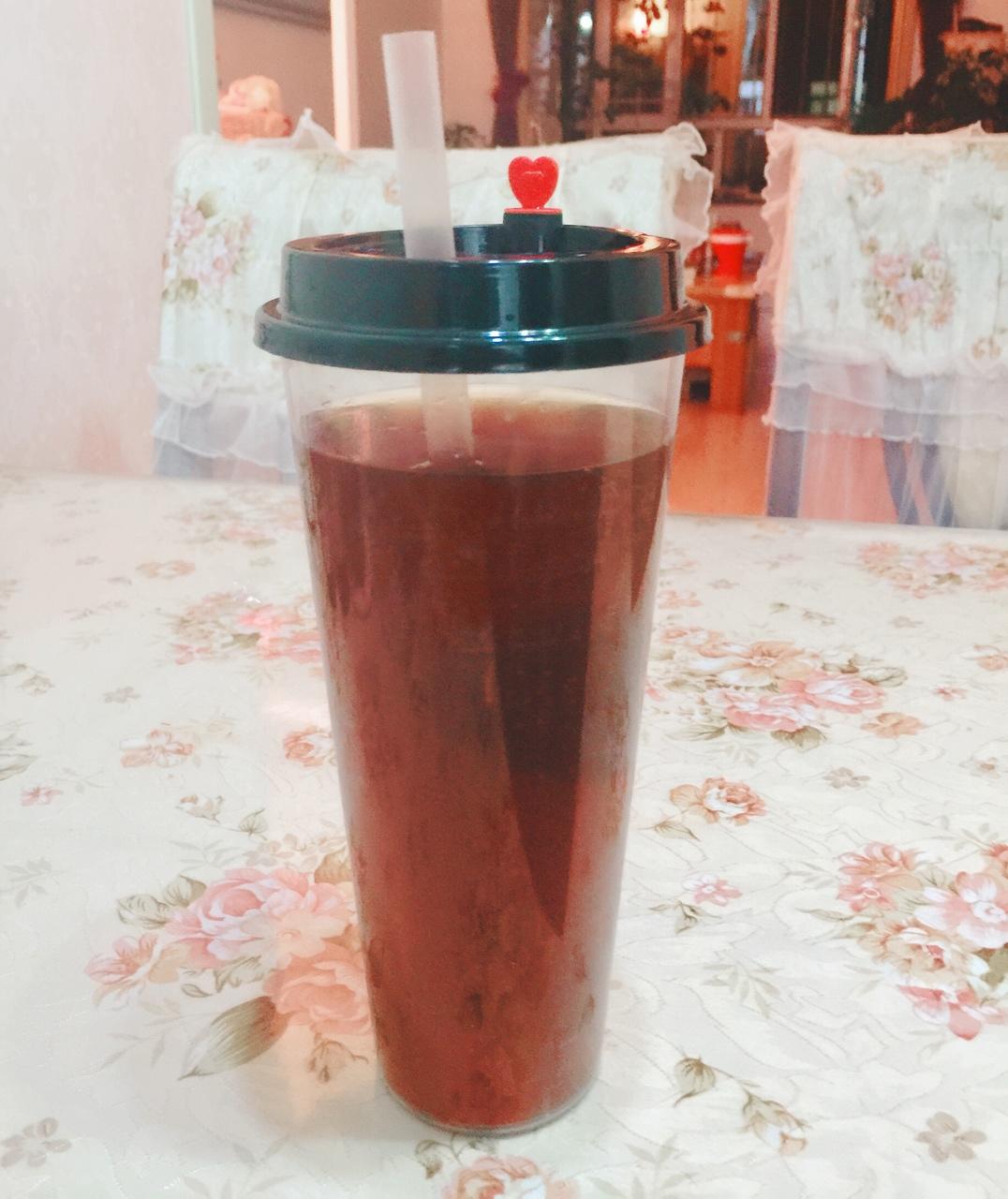 古法熬制酸梅汤（此方几乎无中药味孩子非常喜欢喝）