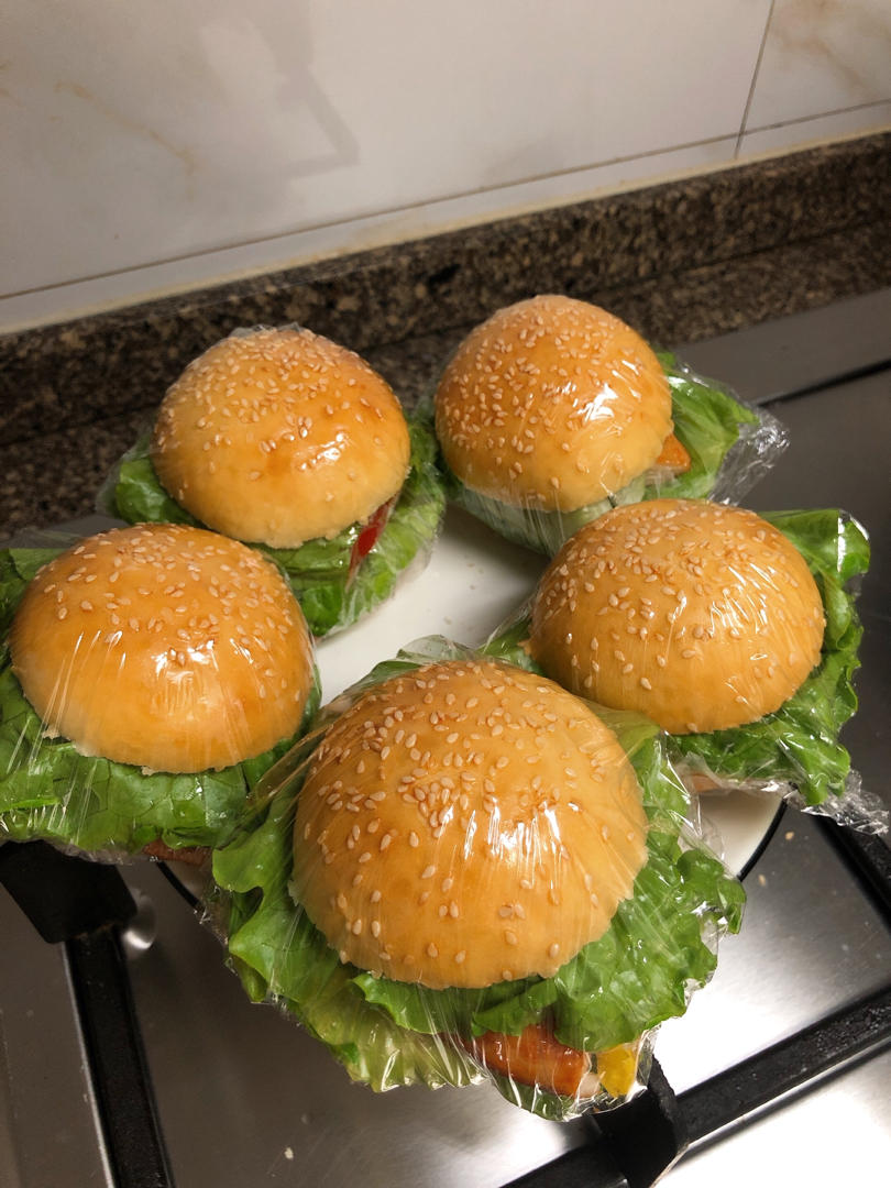 汉堡胚面包餐包（视频夏季轻松快速手揉手套膜方法）