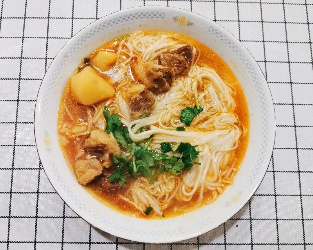 番茄土豆炖牛腩