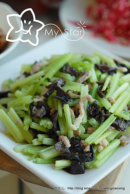 芹菜三丝的做法