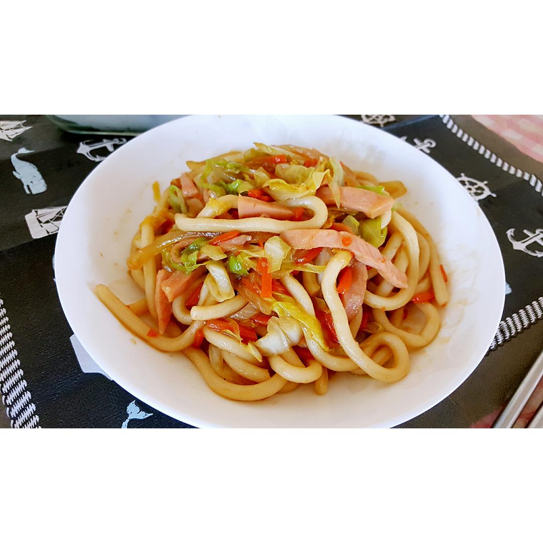 什锦炒乌冬面