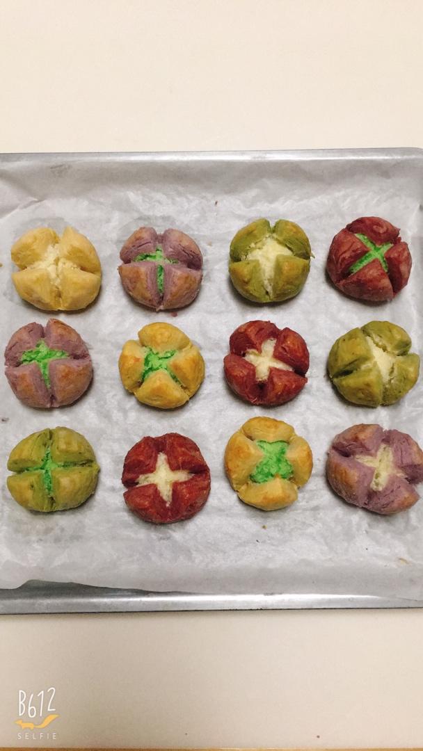 花开富贵之四种口味的椰蓉开口酥