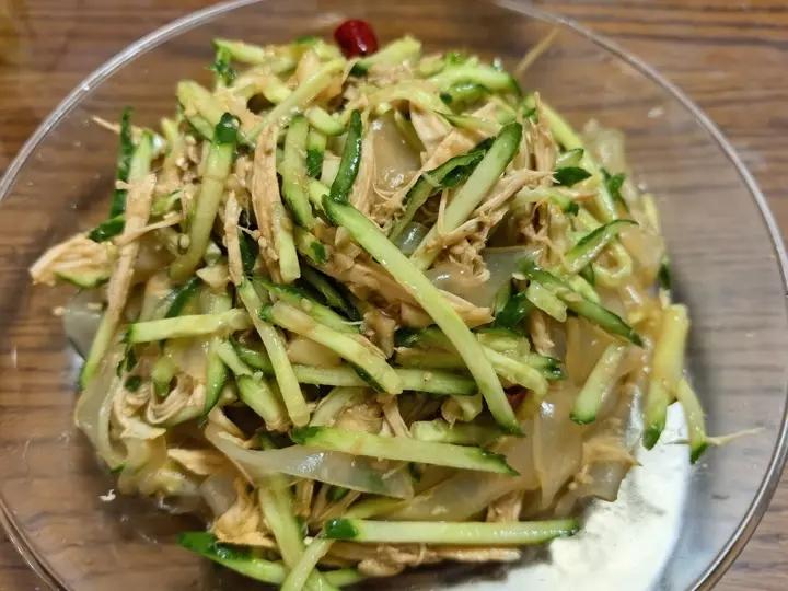 鸡丝拉皮 夏日必备开胃凉菜