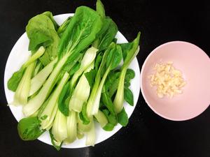 炒青菜，脆而不生，熟而不老的做法 步骤1