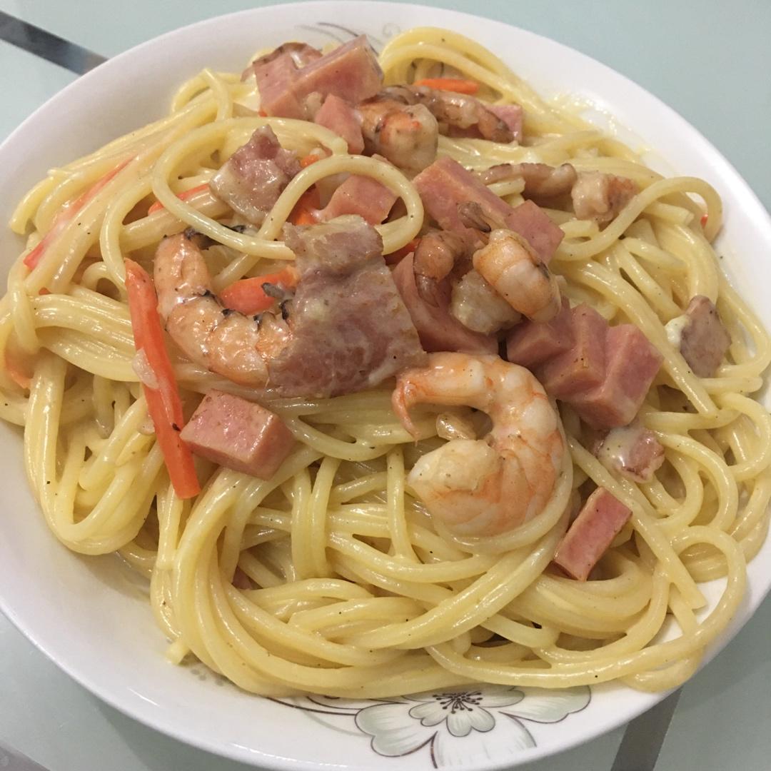 奶油培根意大利面 - Creamy Beacon Linguine