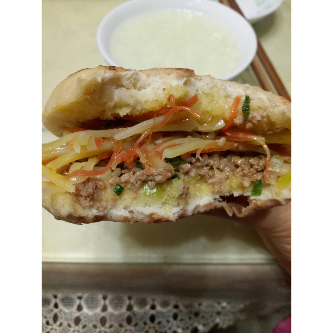 腊汁肉夹馍
