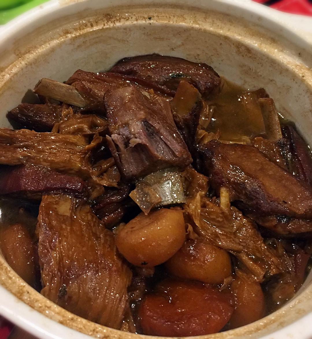 暖身广式羊肉煲