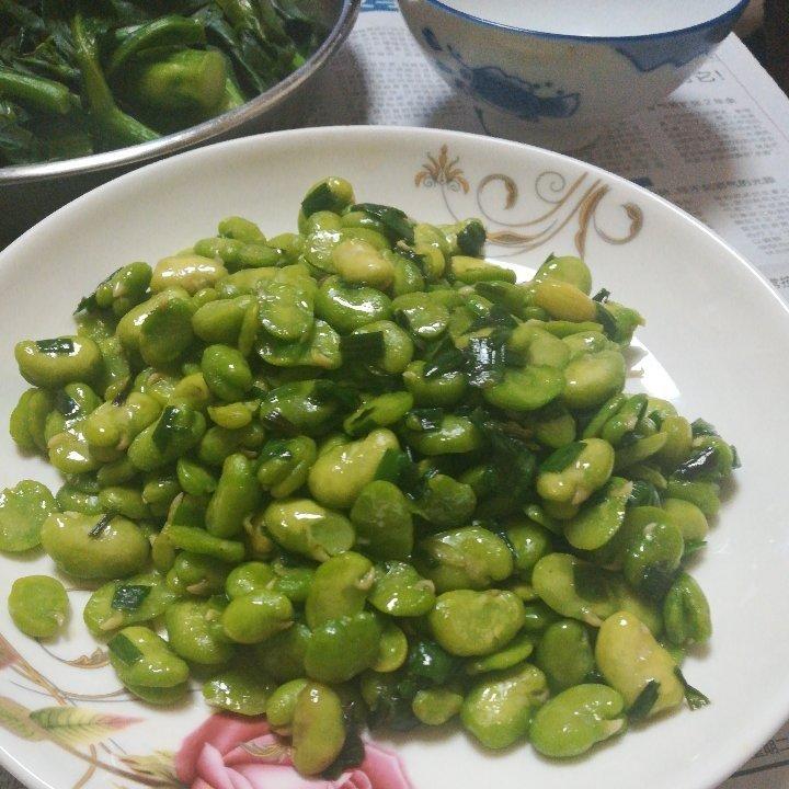 无比鲜美的葱油蚕豆