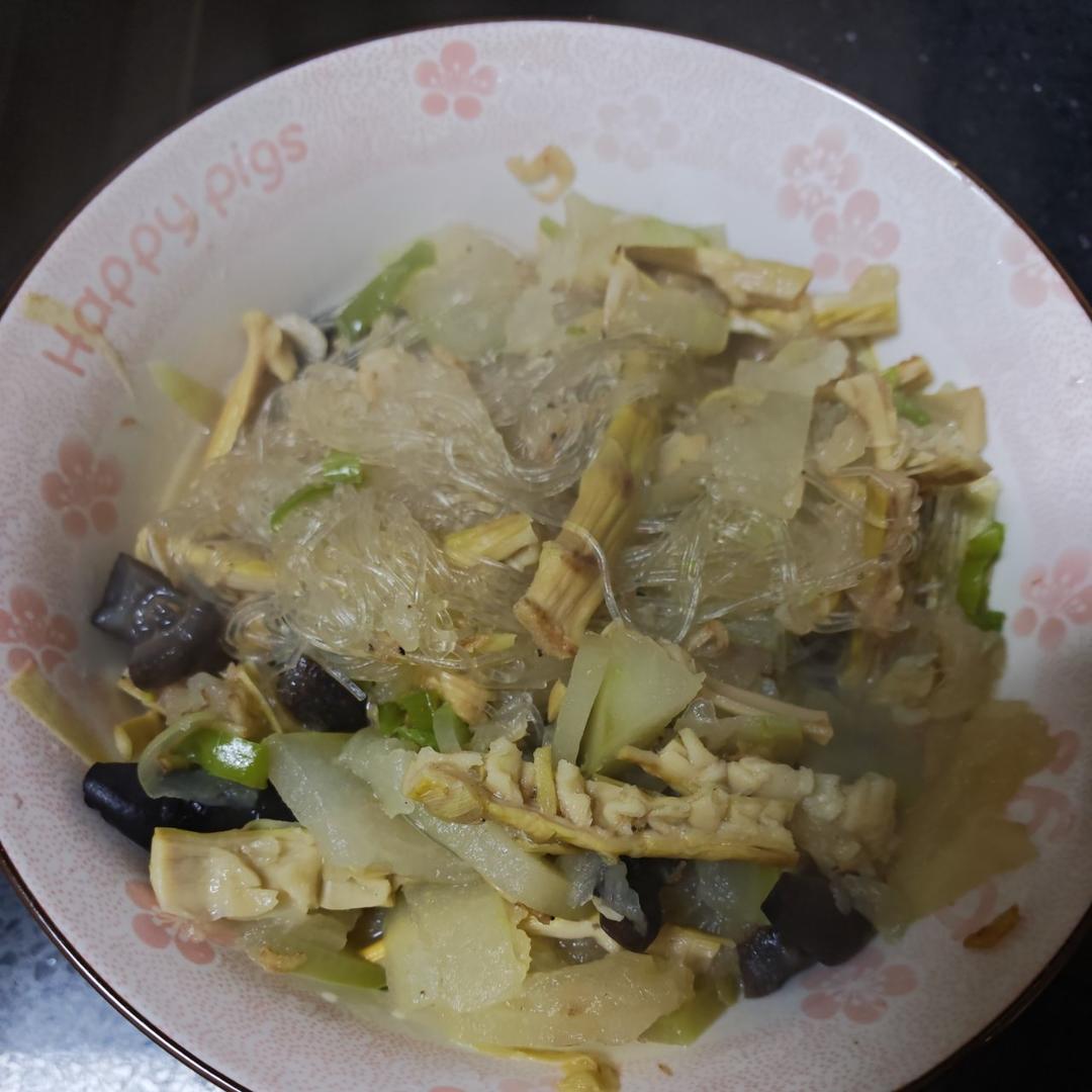 厨师长教你：“冬瓜粉丝汤”的家常做法，鲜甜味浓，清淡健康