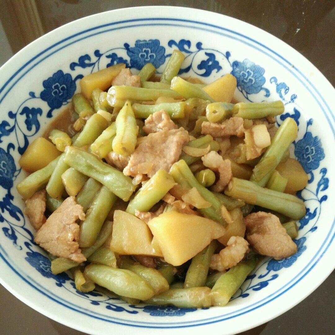 正宗东北土豆炖豆角