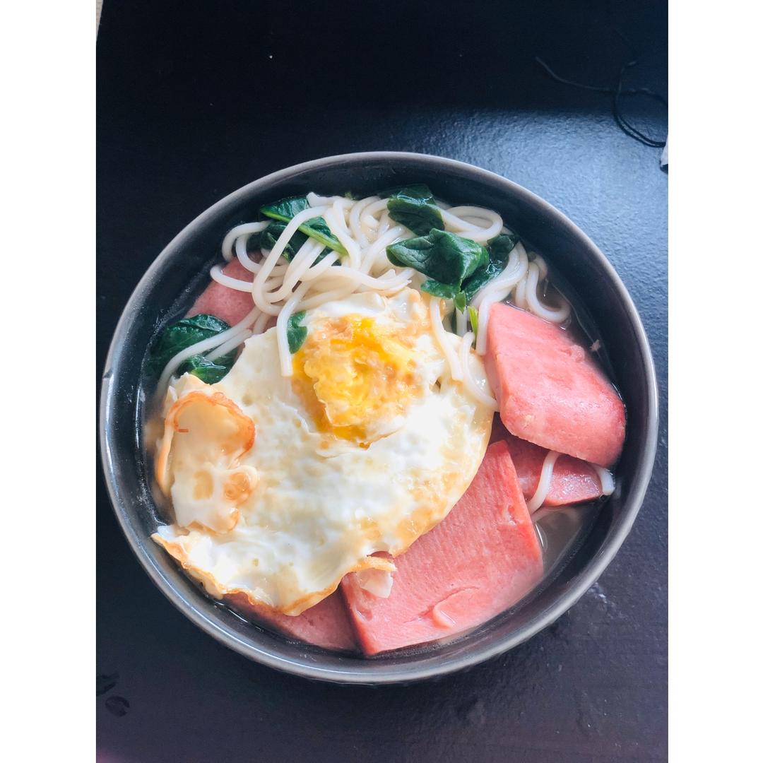 煮一碗长寿面——（快手鸡蛋汤面）