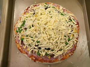 手工培根披萨的做法 步骤7