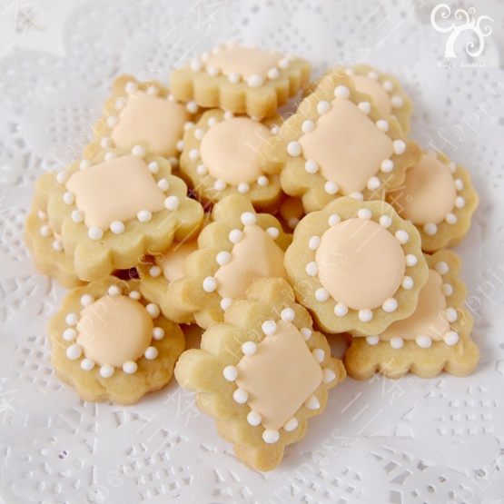 牛奶方块小饼干